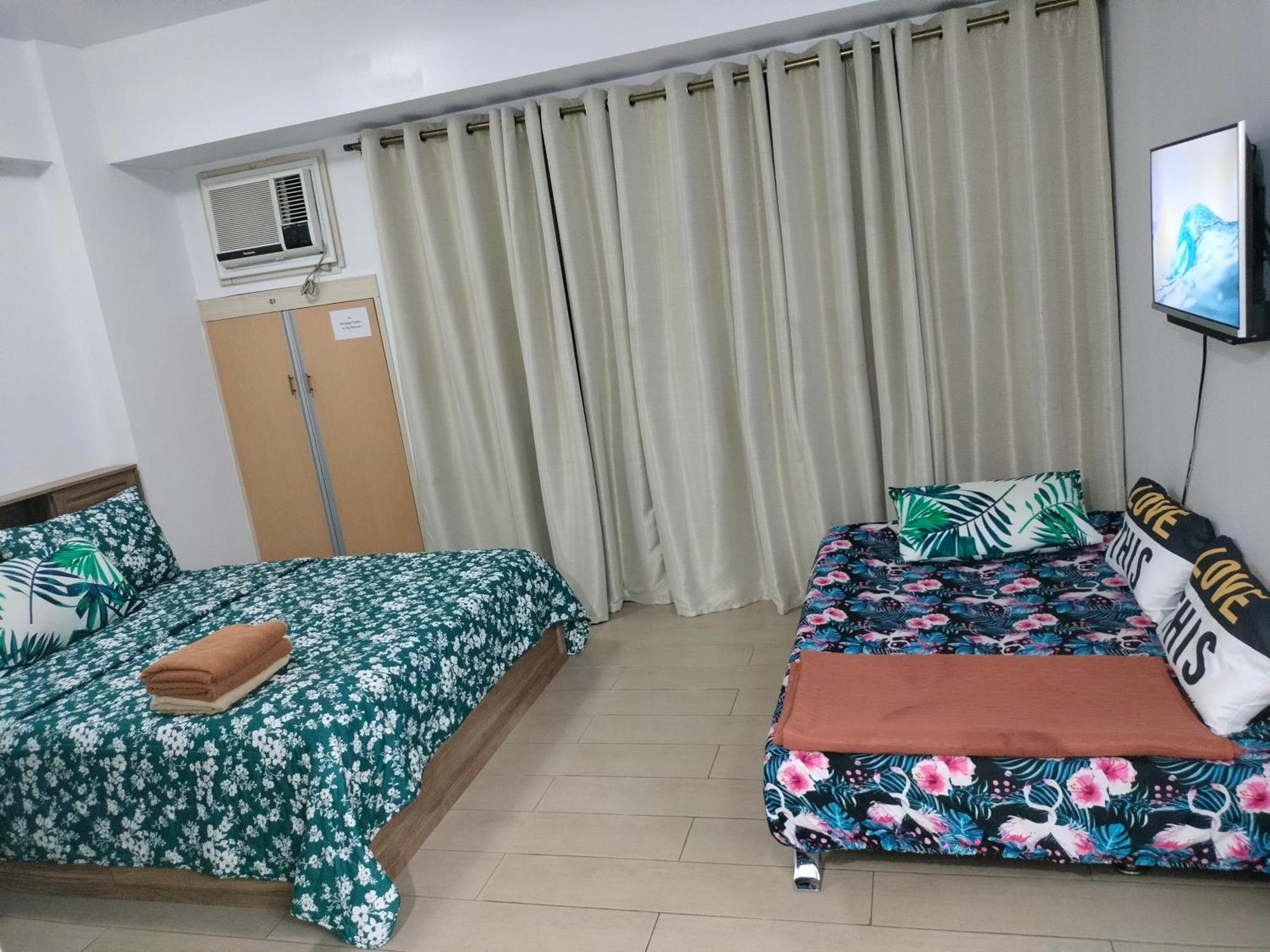 Condotel Near Airport Pasay Exterior photo